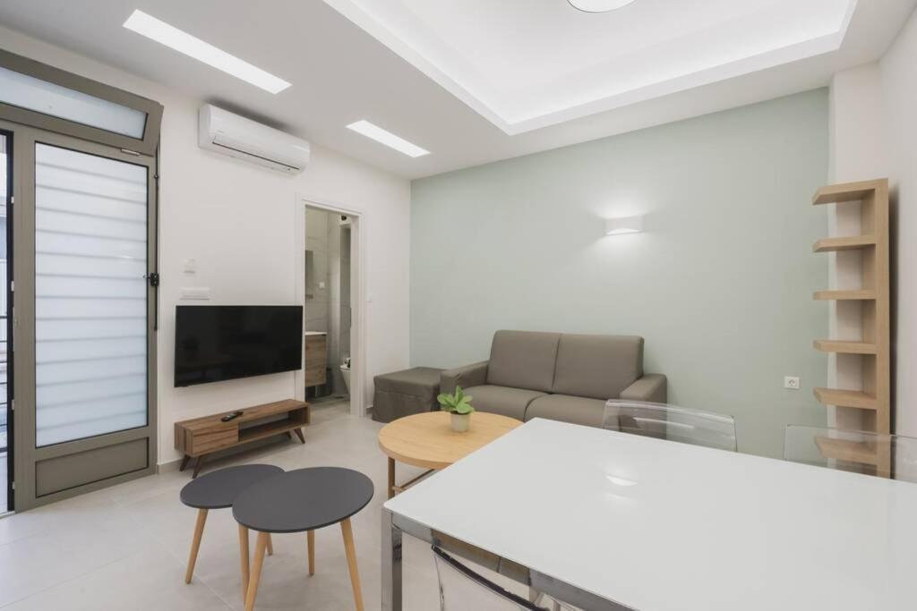 Peris 3 - Central Apt Near Old Town - Ac, Wifi Hriszí Aktí Haniá Kültér fotó